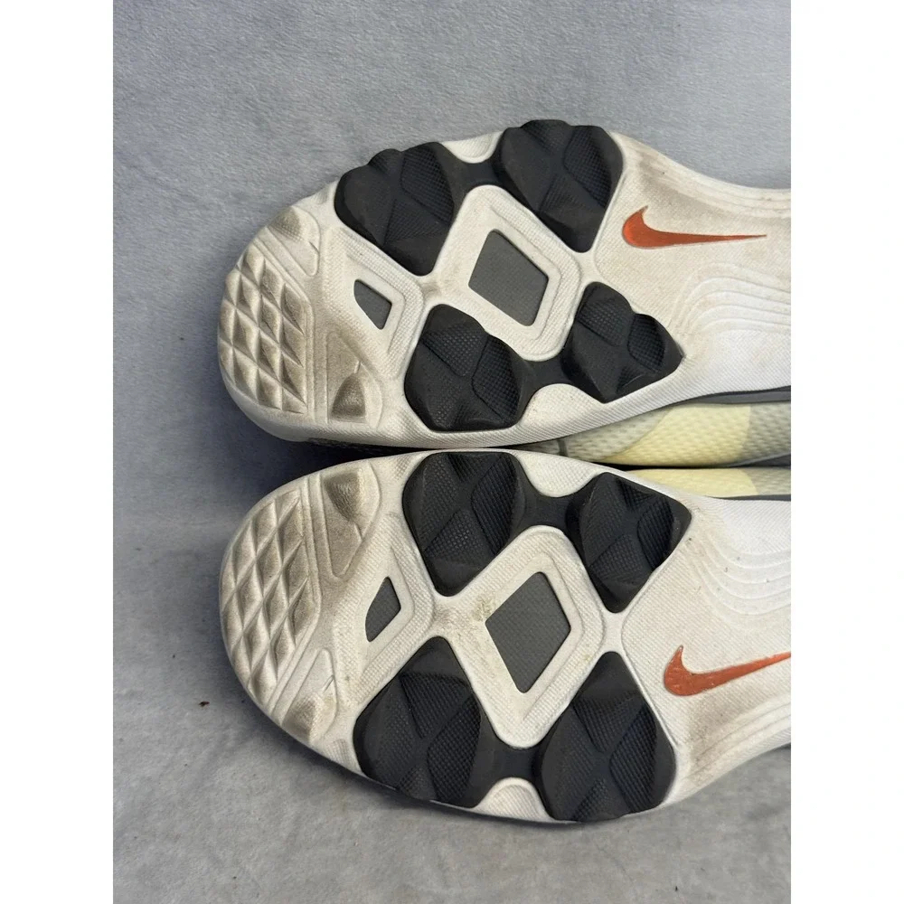 Nike Training Shoes Womens Size 8.5 White Gray‎ Lunarlon Sneakers 628539-002